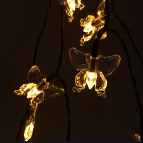 Lumini decorative cu fluturi, alimentate cu energie solara